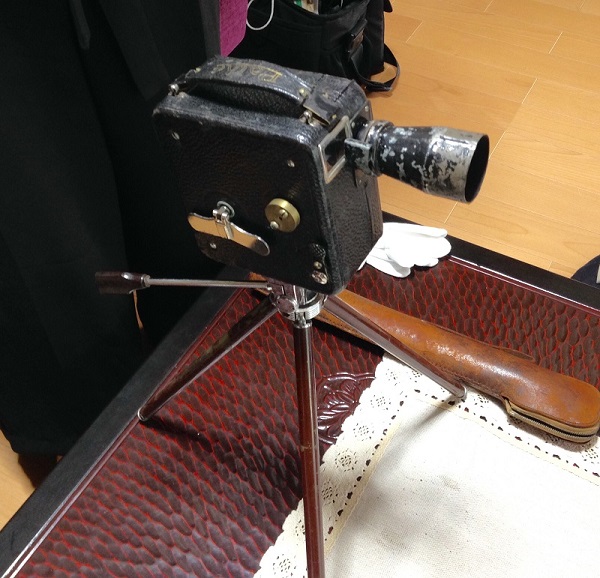 小型映画研究の飯田定信さんから、パテ・ベビーカメラ使用経験がある塩澤昂一氏への取材レポートが届きました！